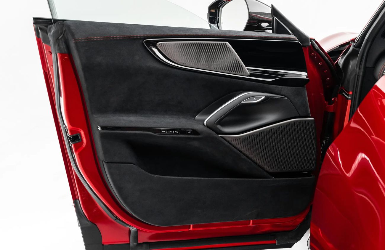 فيراري بوروسانجوي 6.5L V12 Naturally Aspirated Engine