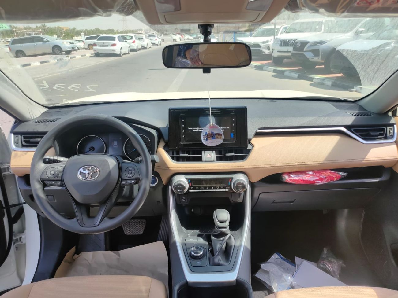 Toyota RAV4 2.5L LE Hybrid 2022 production  ( Ready Stock)