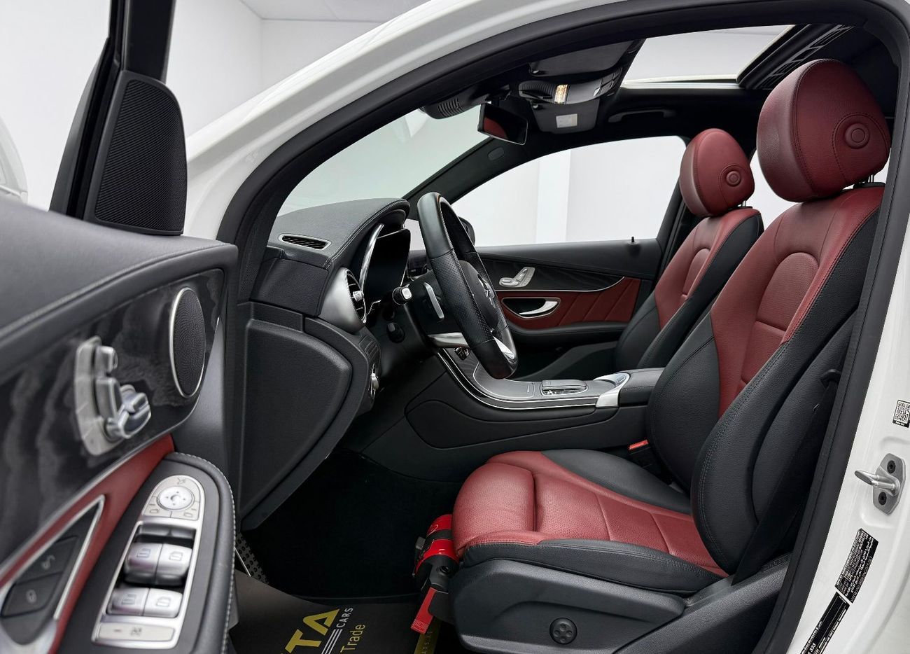 Mercedes-Benz GLC 200 4Matic 2022 Mercedes Benz GLC 200 AMG 4MATIC, Mercedes Warranty, Full Mercedes Service History, Low