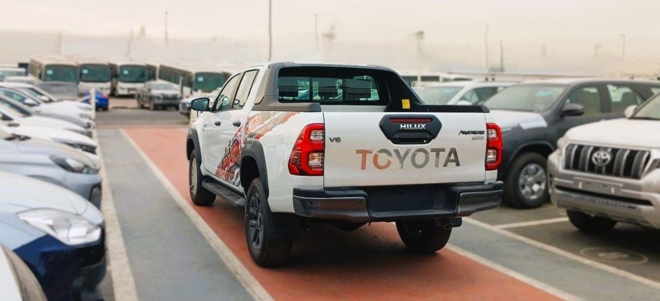 Toyota Hilux Toyota Hilux Adventure 4.0L Petrol 2025YM