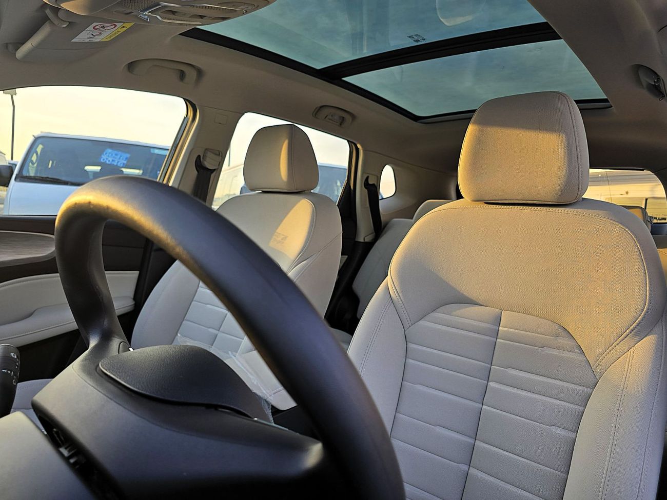 أم جي RX5 Mg RX5 Comfort 1.5l A/T black ⚫ 2024 model with Panoramic Roof and Push Start