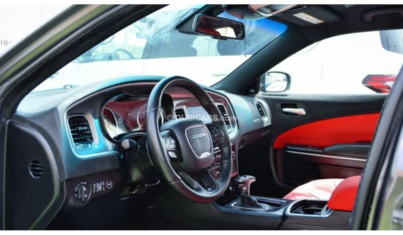 Dodge Charger 3.6L SXT (Mid) *Very Clean* $ Original AirBags $ Charger SXT V6 2019/Wide Body/Leather Interior/Exce