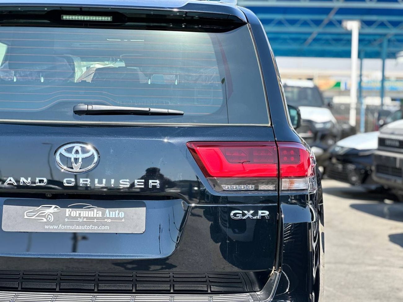 Toyota Land Cruiser GXR 4.0L PTR A/T // High Option with Radar , DVD&Back Camera , Cooling  Seats // Special Offer // By