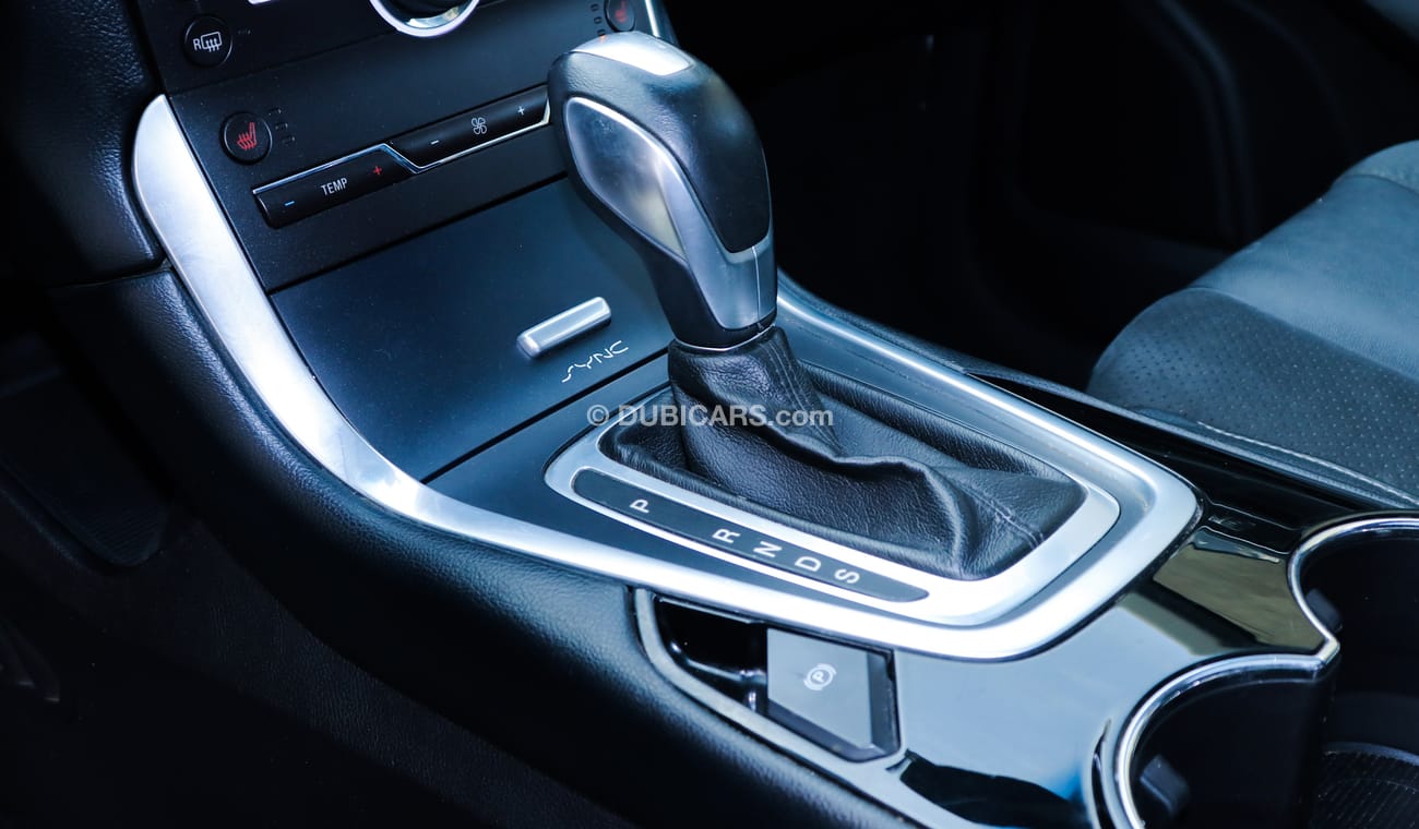 Ford Edge Model 2015, American import, white color, panorama, fingerprint, installed, in excellent condition,