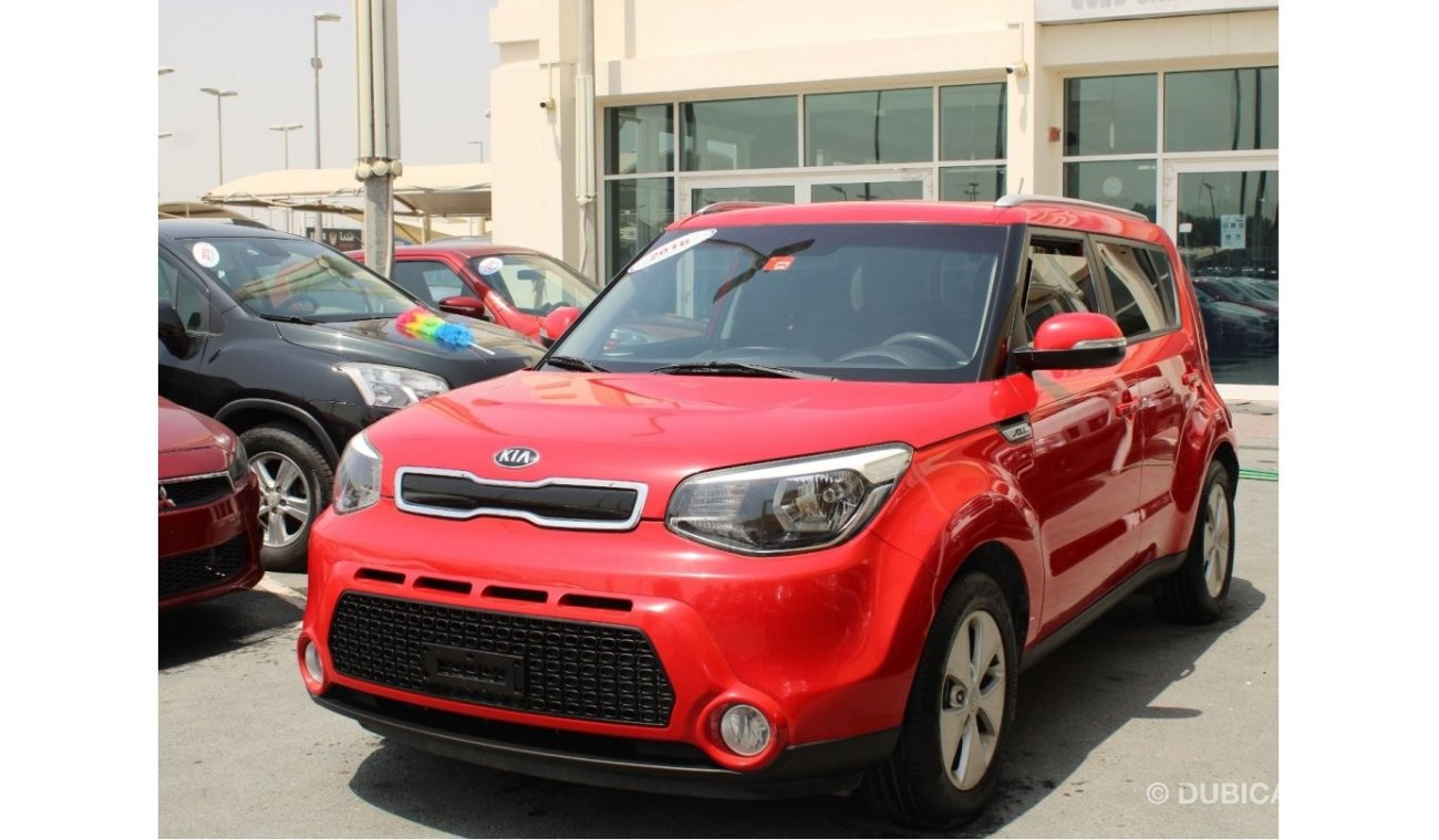 Kia Soul GCC - 1600 CC - ORIGINAL PAINT - ACCIDENTS FREE - CAR IS IN PERFECT CONDITION INSIDE OUT