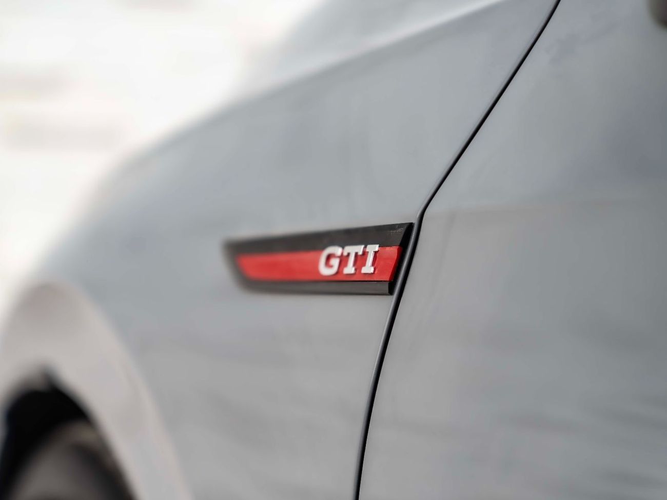 Volkswagen Golf GTI Sport 2.0T