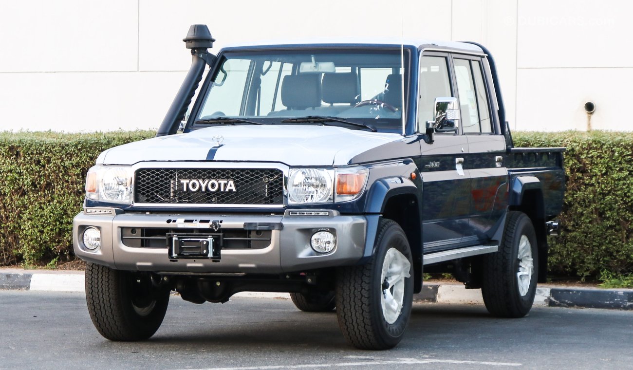 Toyota Land Cruiser Pick Up 4.0L V6 Petrol Double Cabin