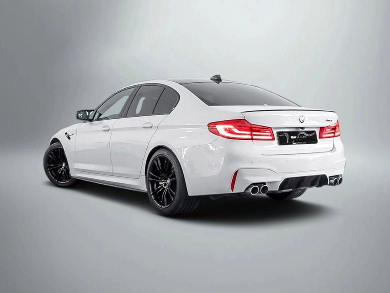 BMW M5 Std 4.4L