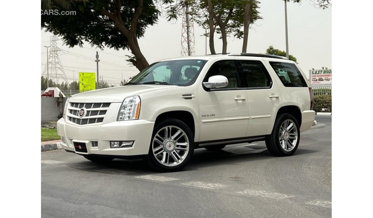 Cadillac Escalade Platinum Platinum CADILLAC ESCALADE PLATINUM 2014 GCC V8 ORIGINAL PAINT