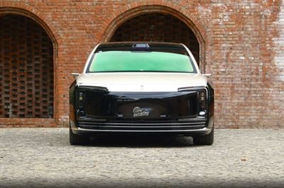 جاك مايكسترو S800 Range Extended Star Executive Edition 4-seater