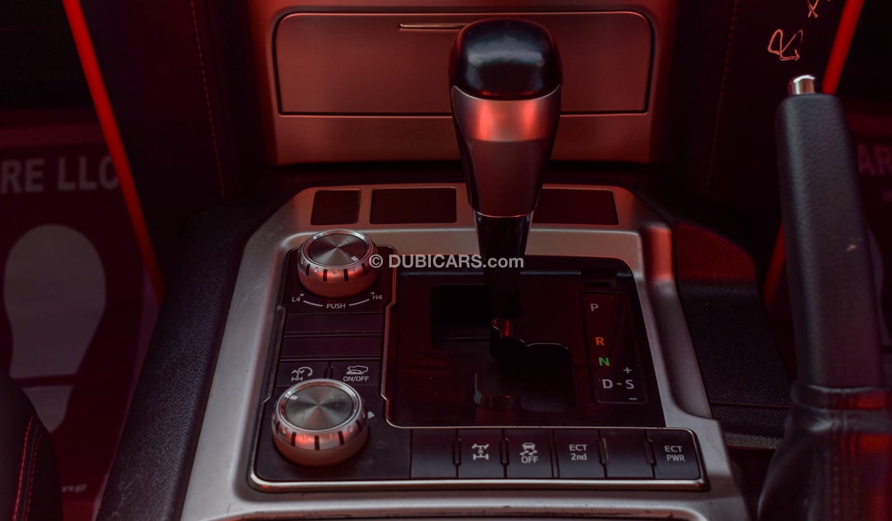 تويوتا لاند كروزر With 2019 body kit