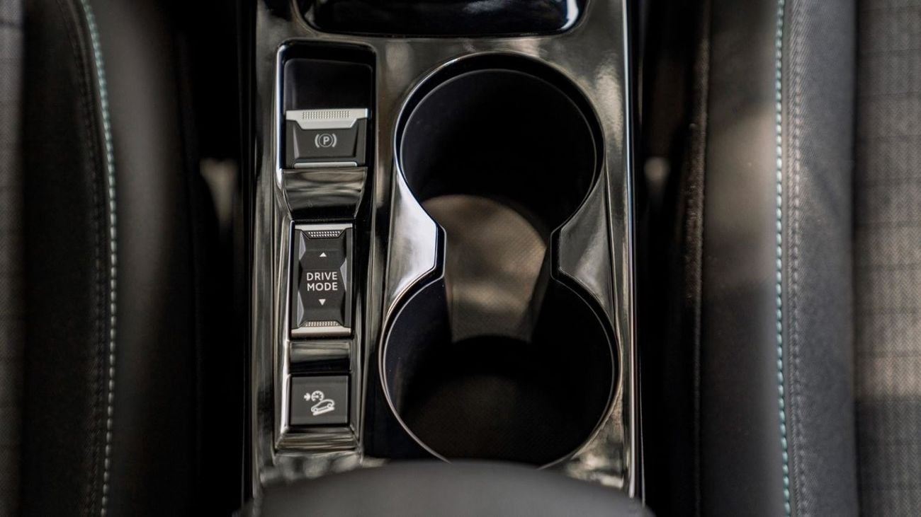 بيجو 2008 PEUGEOT 2008 ALLURE 1.2P AT MY2023 - ARTENSE