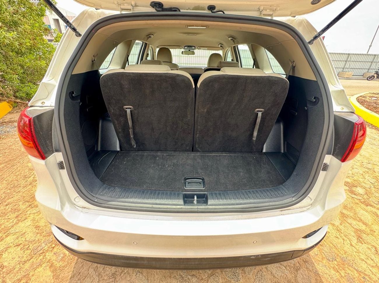 Kia Sorento Base 2.4L FWD 699-Monthly l GCC l 2.4L, Cruise, Camera l Accident Free