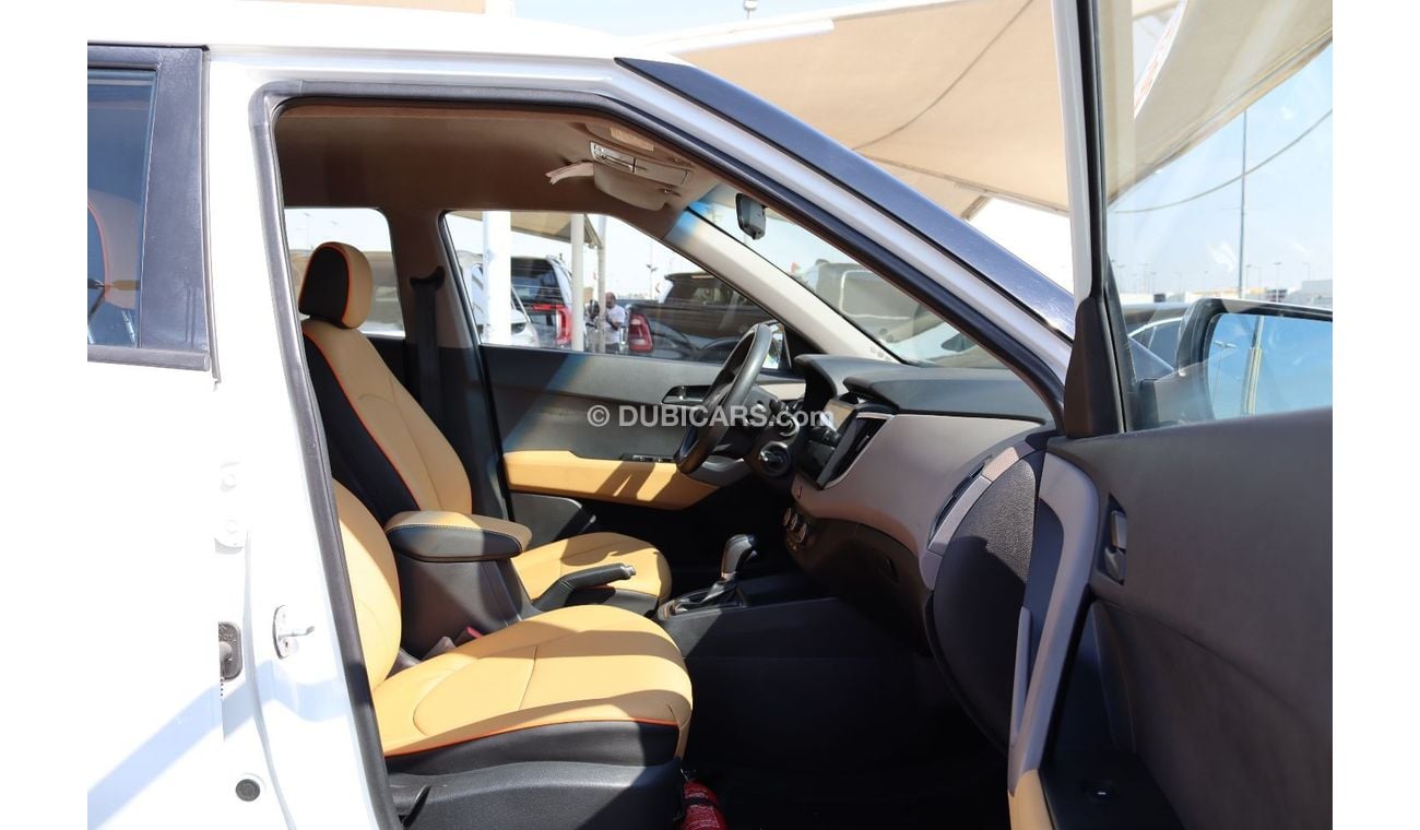 Hyundai Creta S+ ACCIDENTS FREE - GCC -  PERFECT CONDITION INSIDE OUT - ENGINE 1600 CC