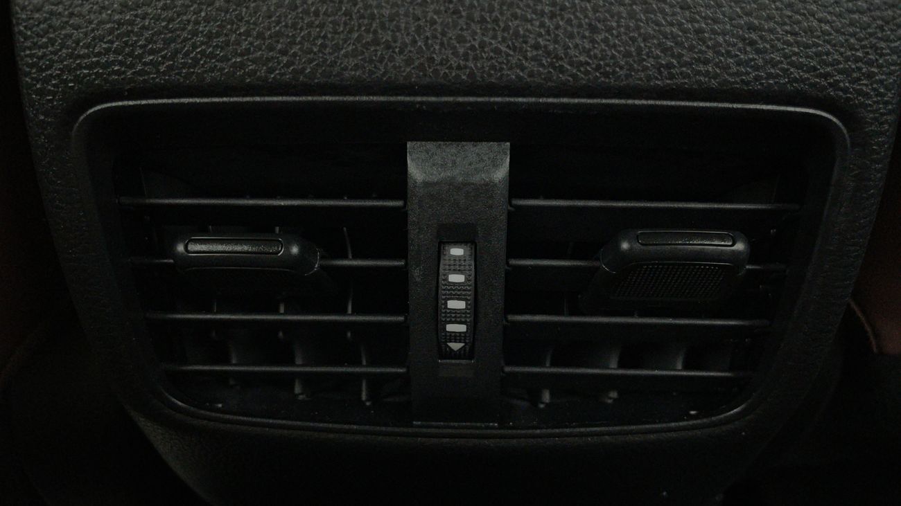 تويوتا كورولا كروس GLI 1.8 | بدون دفعة مقدمة | اختبار القيادة في المنزل