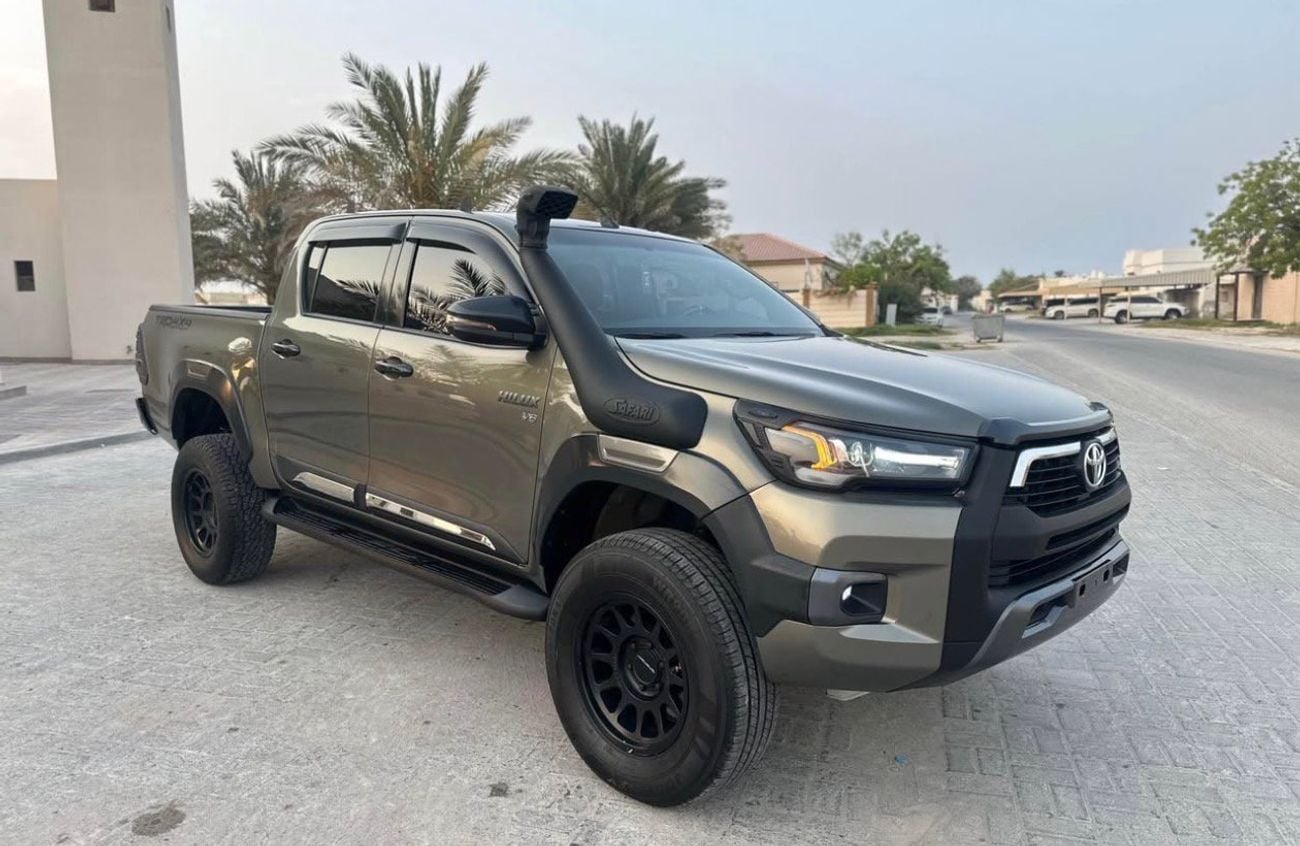 Toyota Hilux ADVENTURE