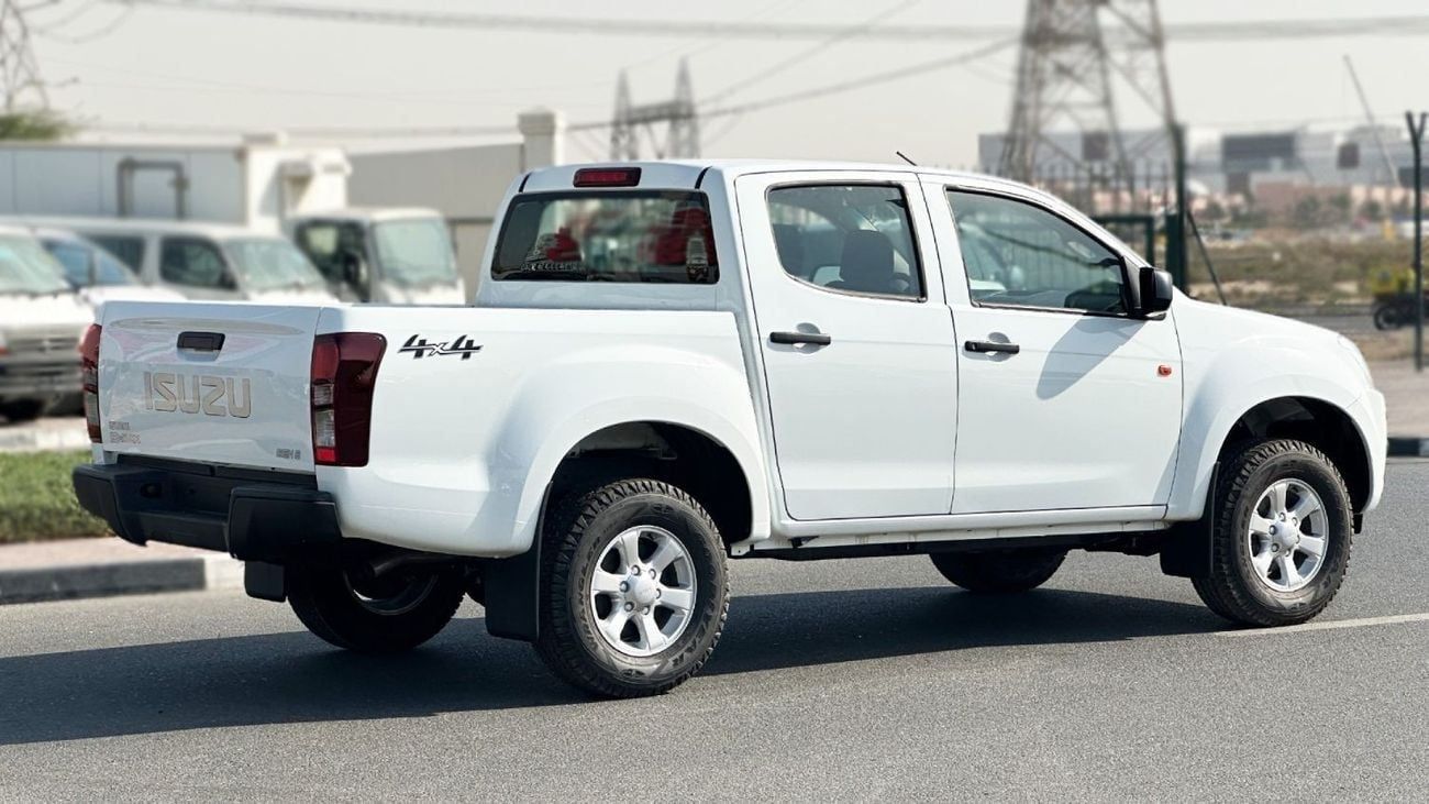 Isuzu D-MAX STD ISUZU/D-MAX/ISDM3 2.5L Diesel DC 4X4 PWR, Alloy Wheel, MT, Mid