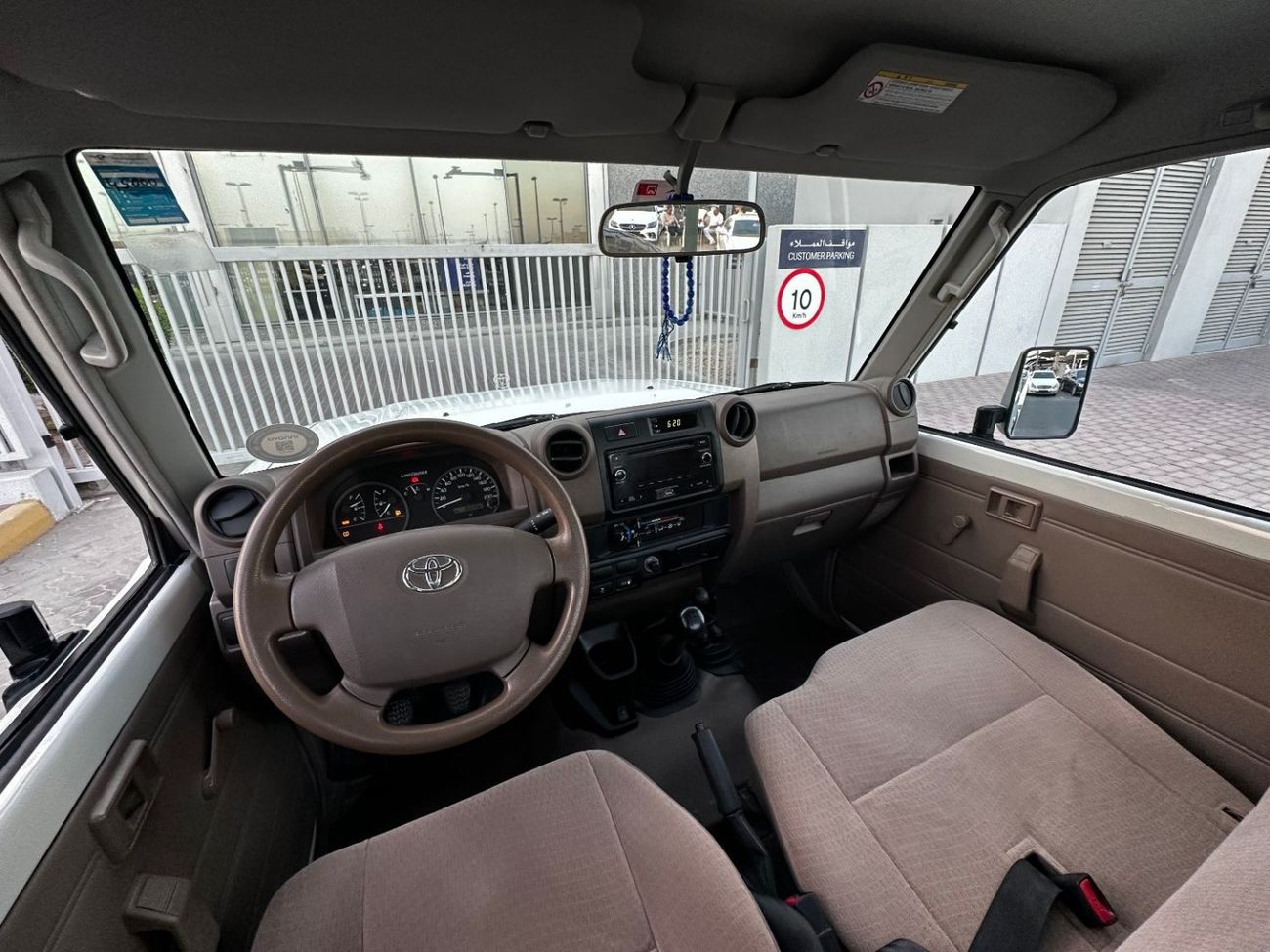 Toyota Land Cruiser Pick Up Std 4.0L Single Cab Utility 4WD