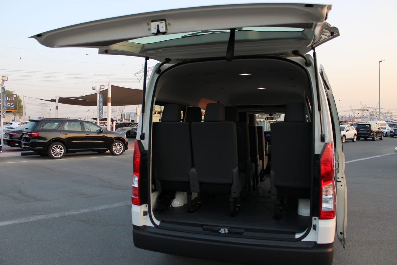 Toyota Hiace 2.8L - VAN - Manual - Diesel - FWD - 9+ - 4 Door 2.8L Diesel Manual Transmission, High Roof, 13 Seater, Model 2026