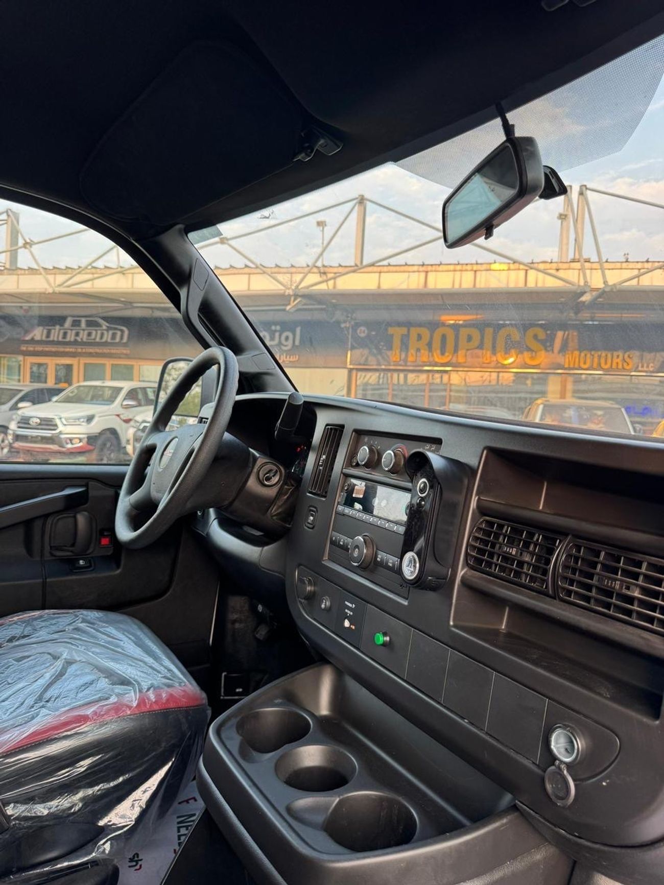 جي أم سي سافانا 6.6 petrol