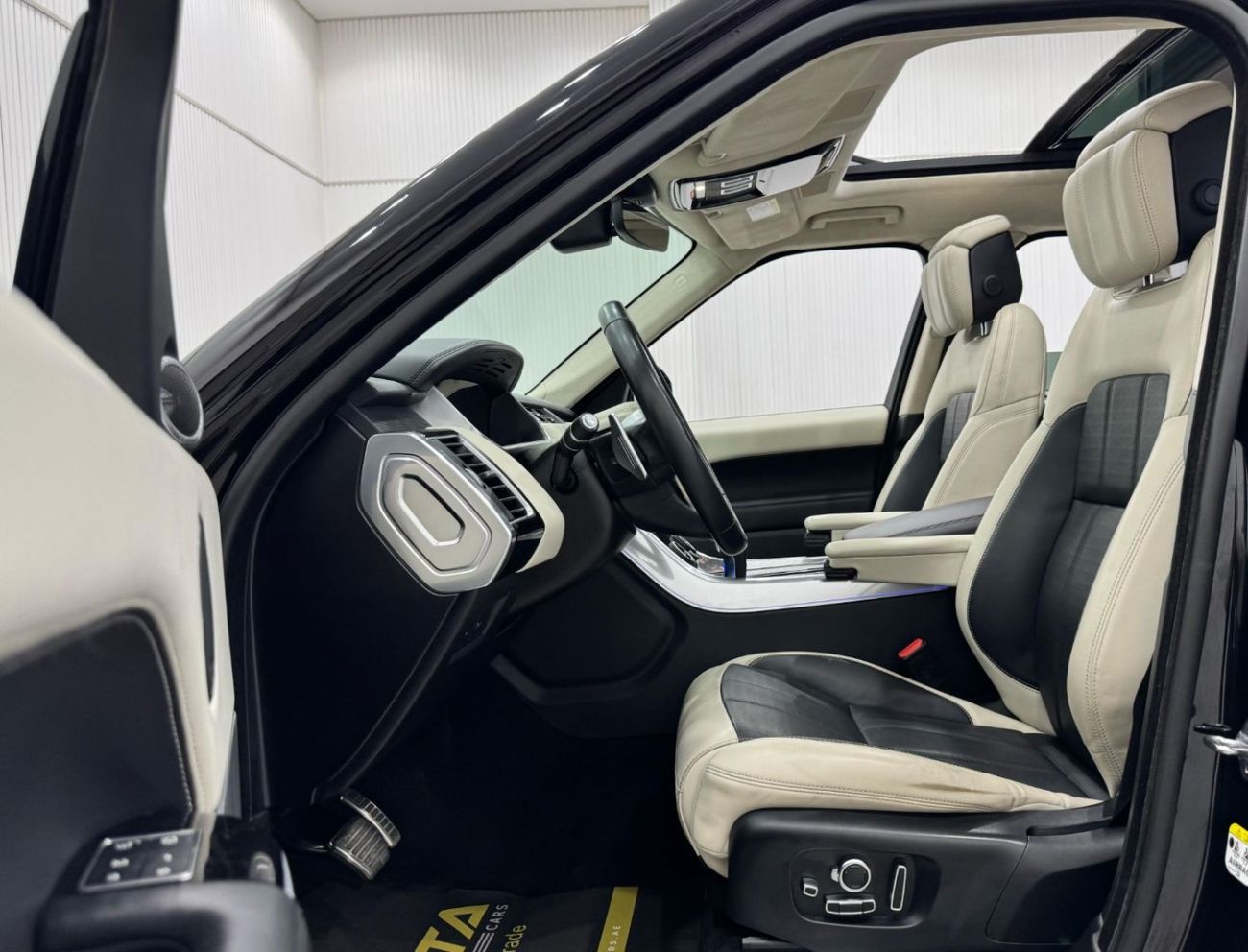 لاند روفر رينج روفر سبورت P400 Autobiography V6 (340 HP) 2020 Range Rover Sport P400 Autobiography V6, Warranty, Full Options,