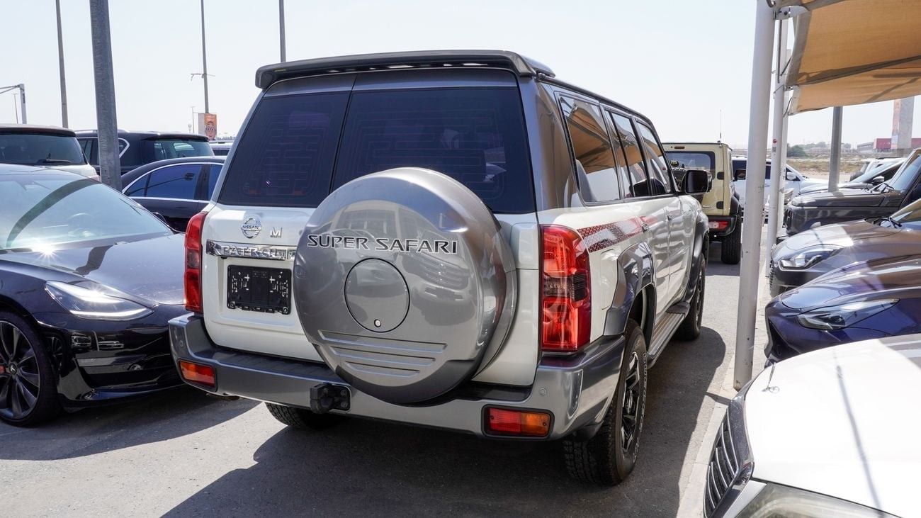 نيسان باترول سوبر سفاري