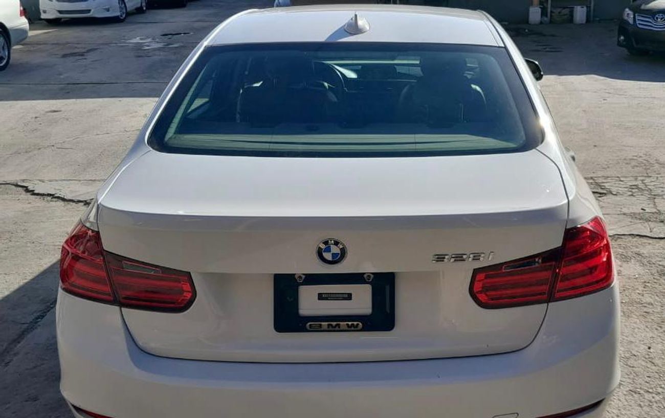 BMW 328i 2.0L