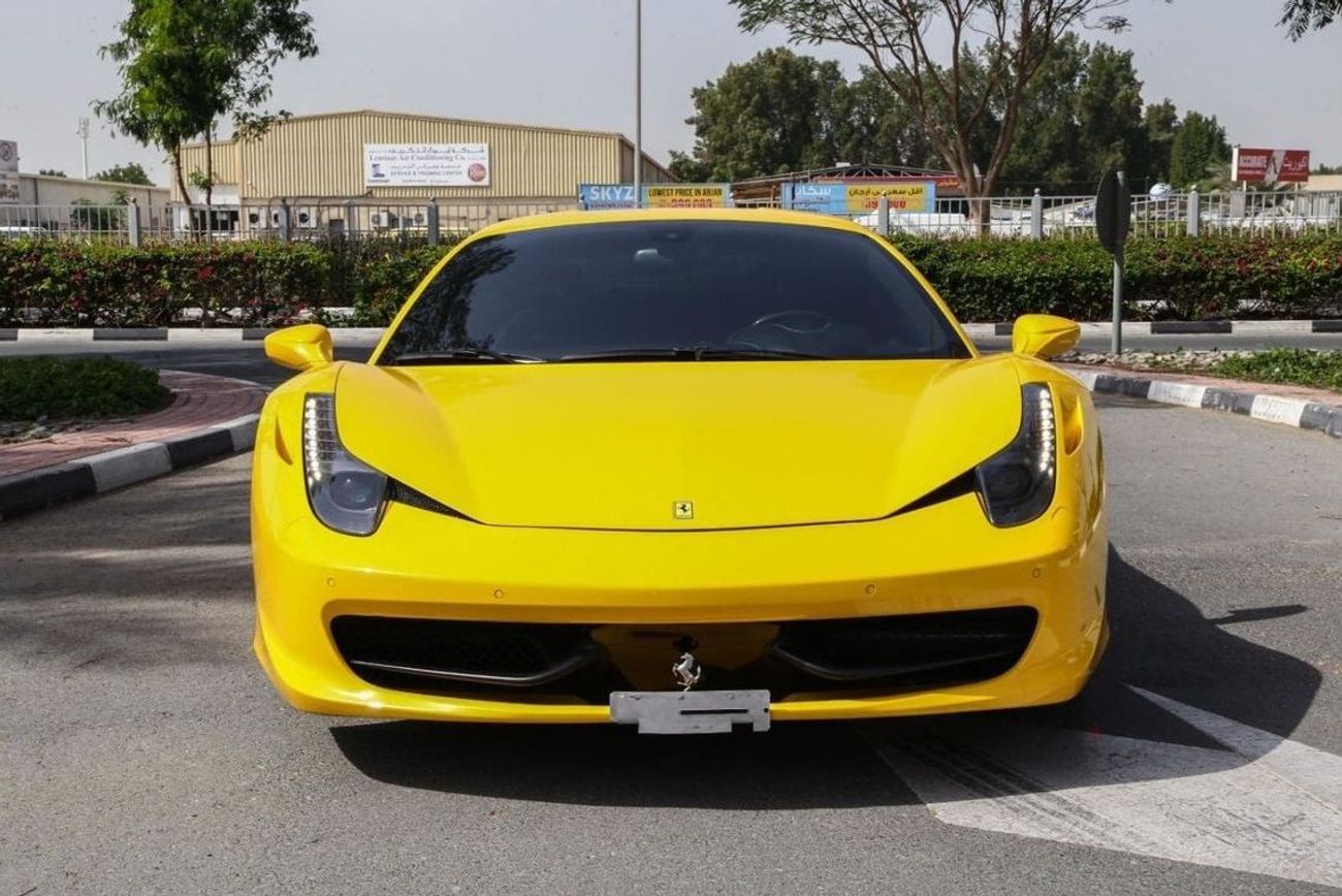 فيراري 458 Std 4.5L GCC SPEC NEAT AND CLEAN