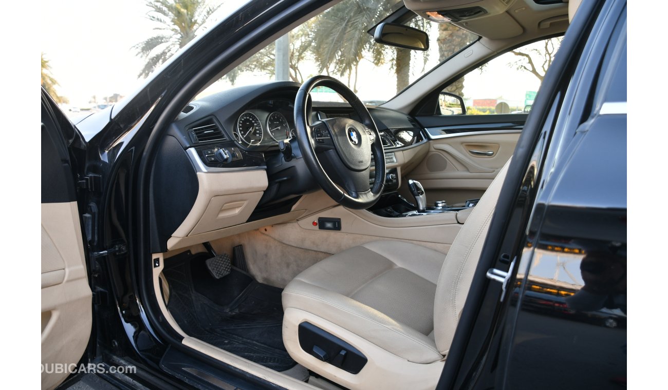 BMW 520i 2012 - GCC SPECS -JUST 720AED PER MONTH - BANK LOAN WITH 0 DOWNPAYMENT