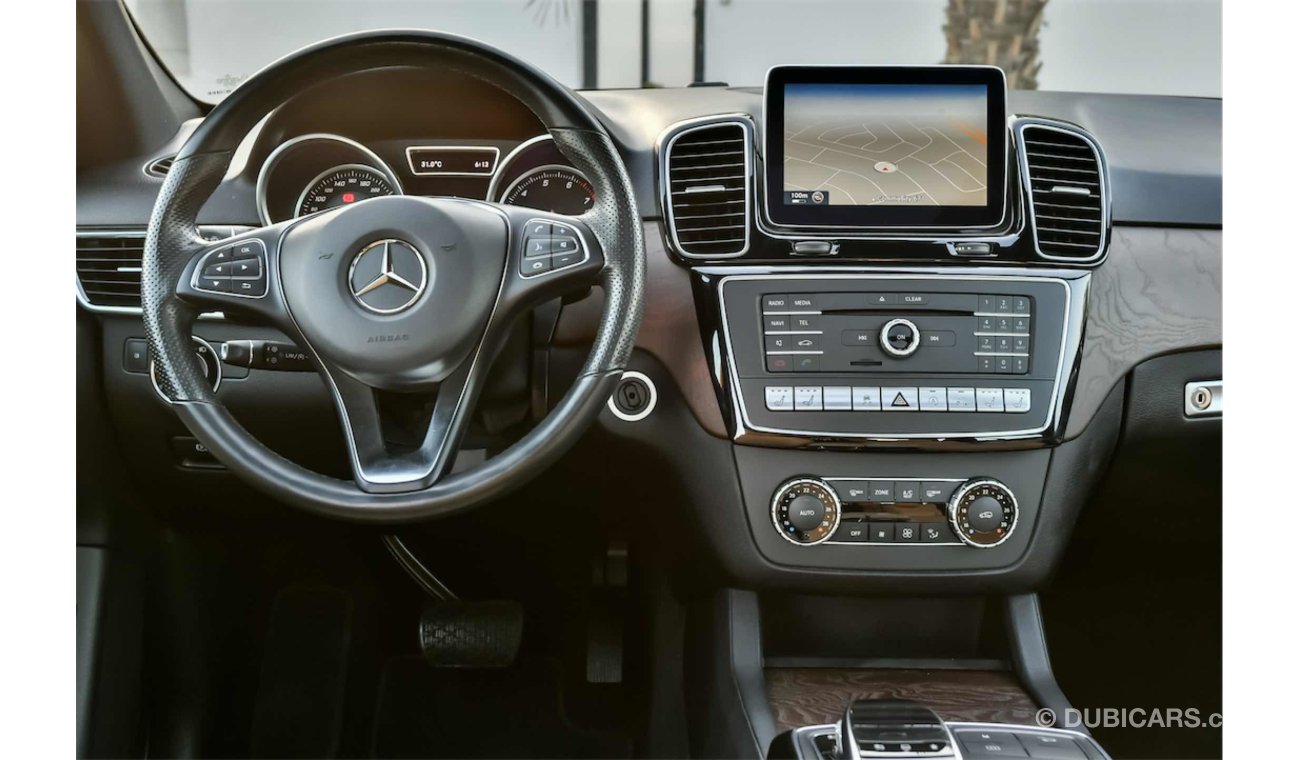 Mercedes-Benz GLE 400 AMG Full Option - Agency Warranty! - AED 3,310 PM - 0% DP - FREE IPHONE XR and more