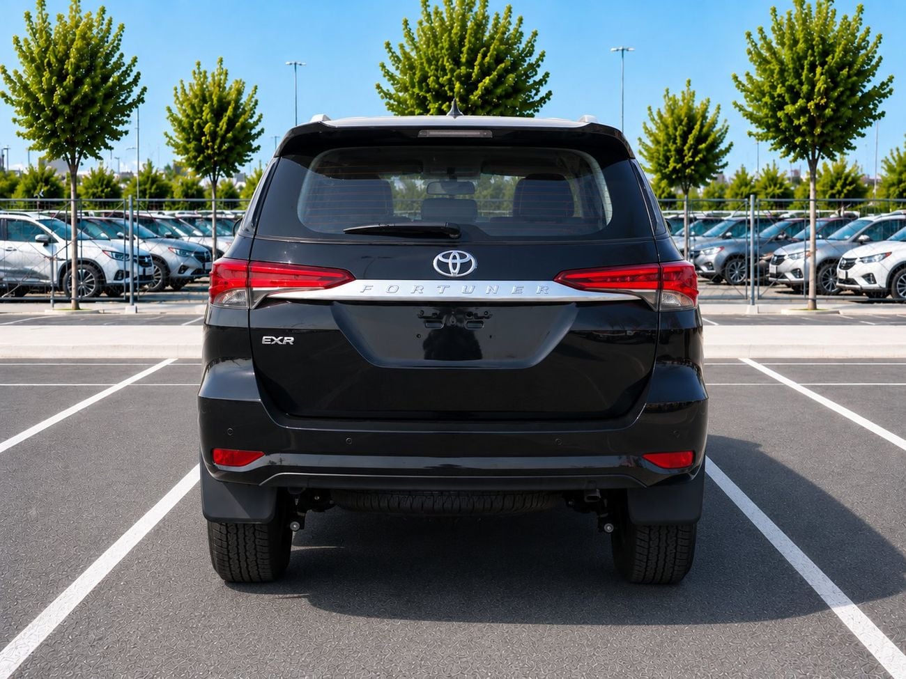 تويوتا فورتونر ECTAI0005 - Toyota Fortuner EXR - 2.7L Petrol Auto 4wd Black