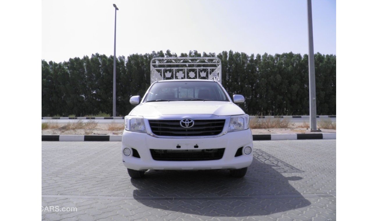 Toyota Hilux 2.0 2014 رقم واحد