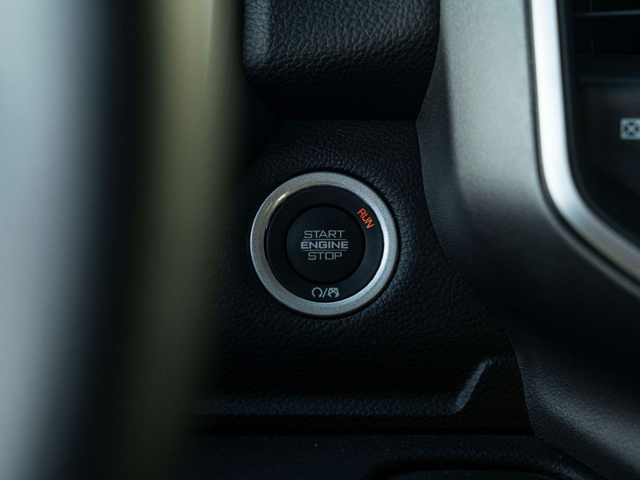 RAM 1500 Bighorn Crew Cab 5.7L