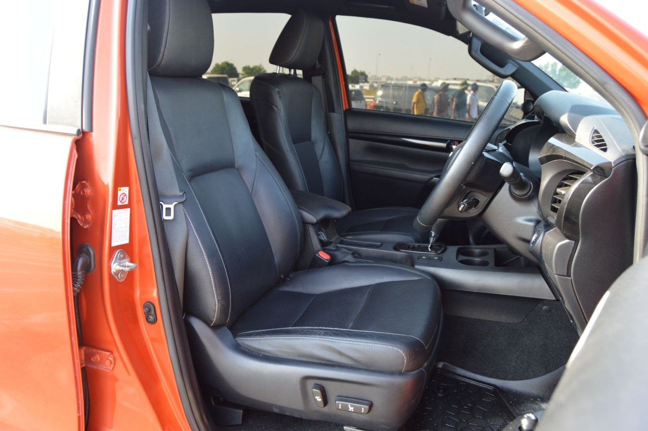 تويوتا هيلوكس ROGUE Full option