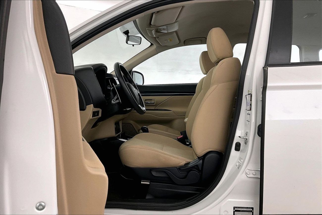 Mitsubishi Outlander GLX Midline | National Day Celebration | Guaranteed Warranty | 0 Down Payment