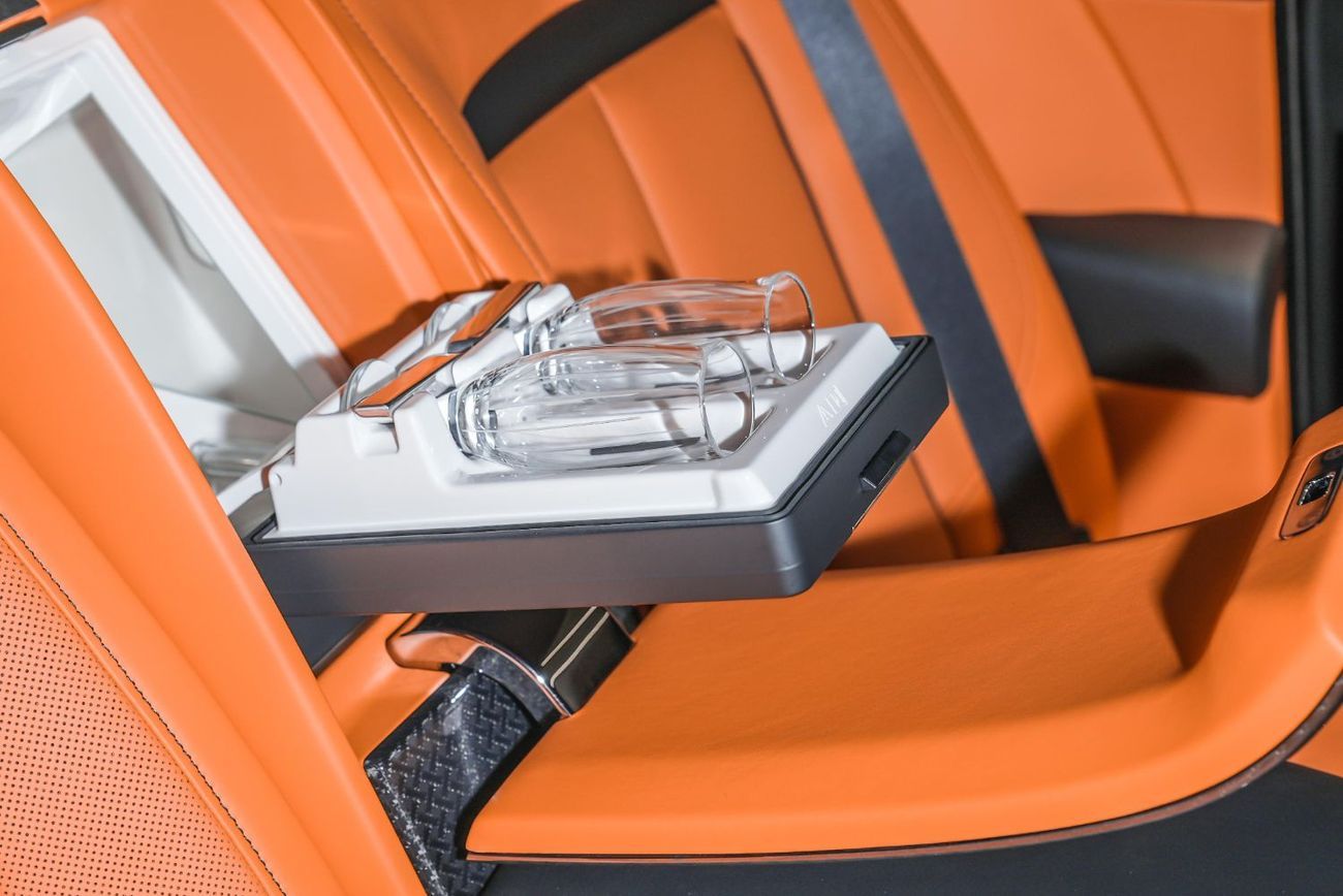 Rolls-Royce Cullinan ROLLS ROYCE CULLINAN BLACK BADGE 2025