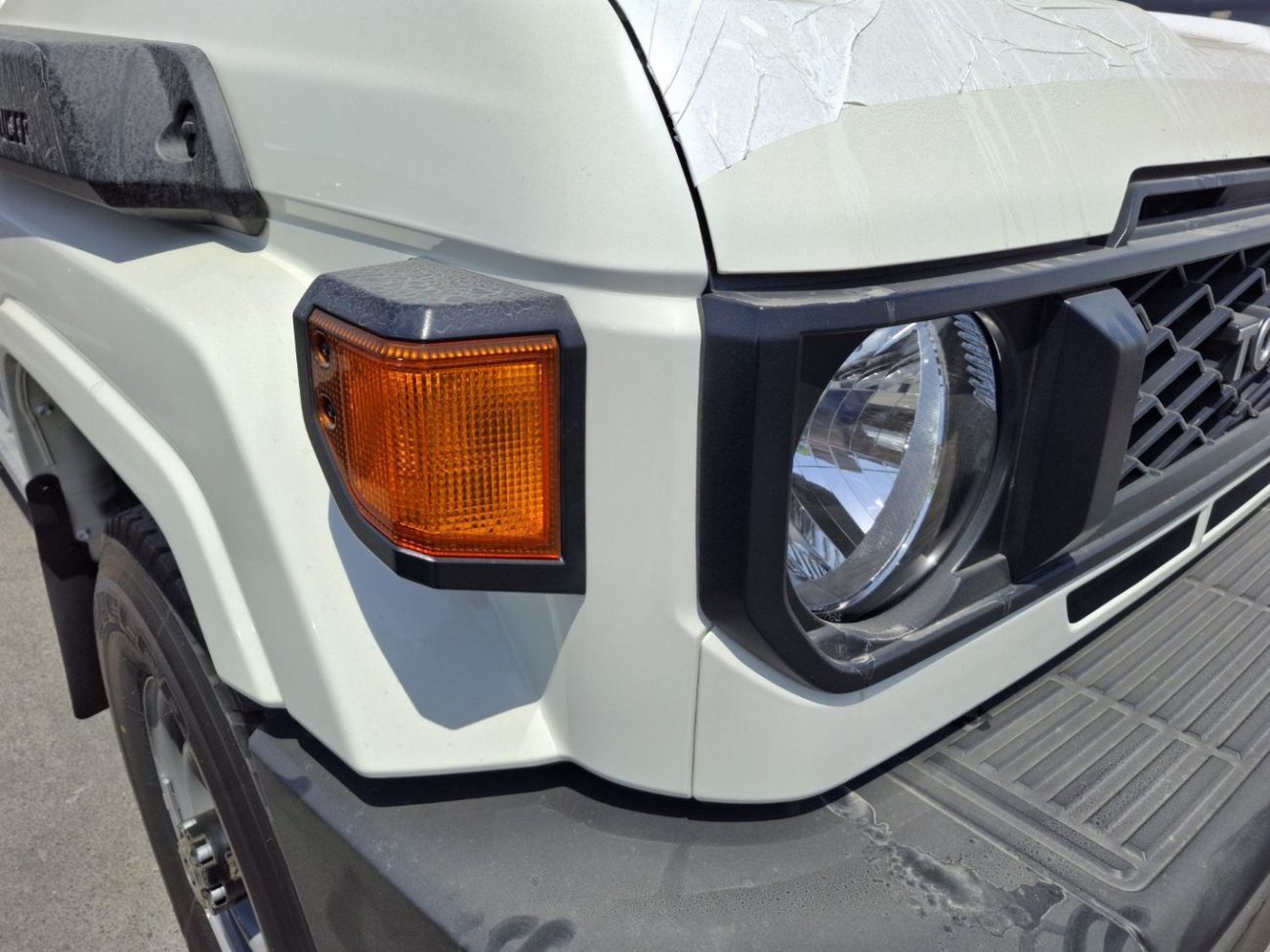 Toyota Land Cruiser Pick Up 2.8L Pickup MT Diesel (Export Only)