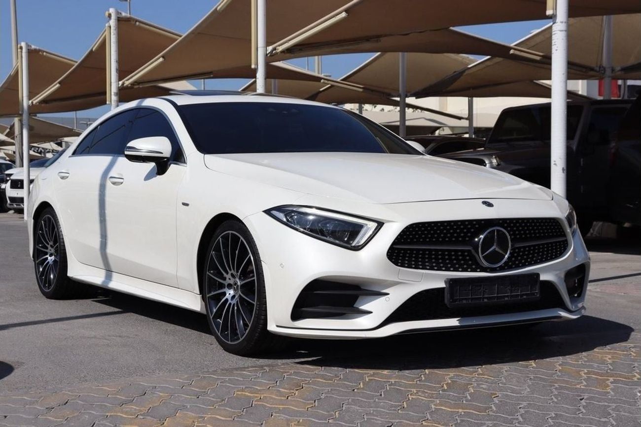 Mercedes-Benz CLS 320 Mercedes-Benz CLS 350 / 2019 / GCC / Full Option/ Full Service History