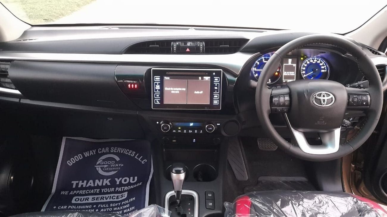 Toyota Hilux RHD DIESEL 2.8 CANOPY