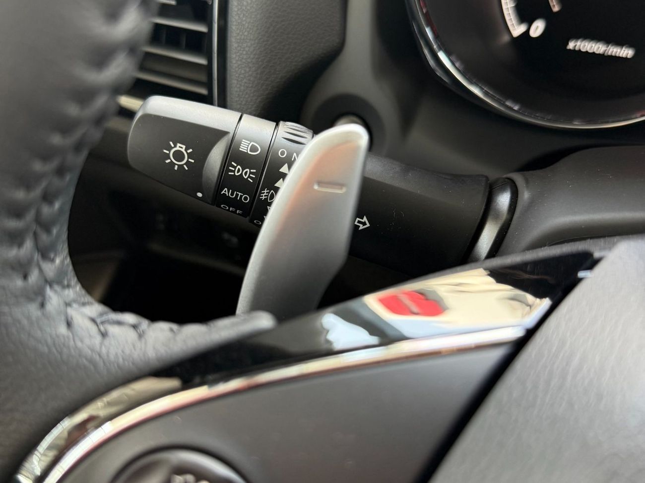 Mitsubishi ASX 2.0 LUXURY 4WD PANORAMA **EXPORT ONLY**التصدير فقط خارج الخليج***