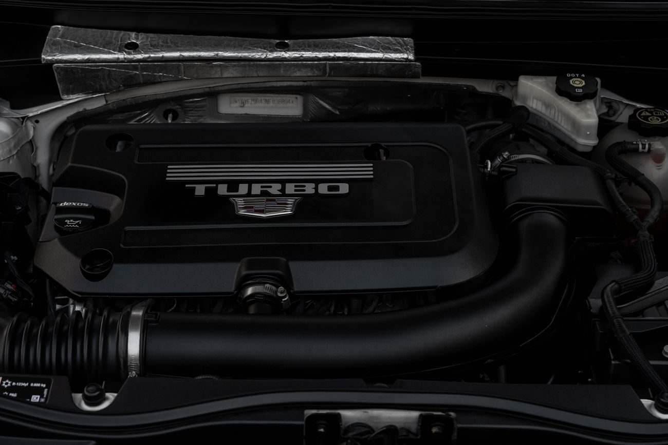 Cadillac XT4 XT4  | 1,615 P.M | 0% Downpayment | Agency Service Contract | Pristine!