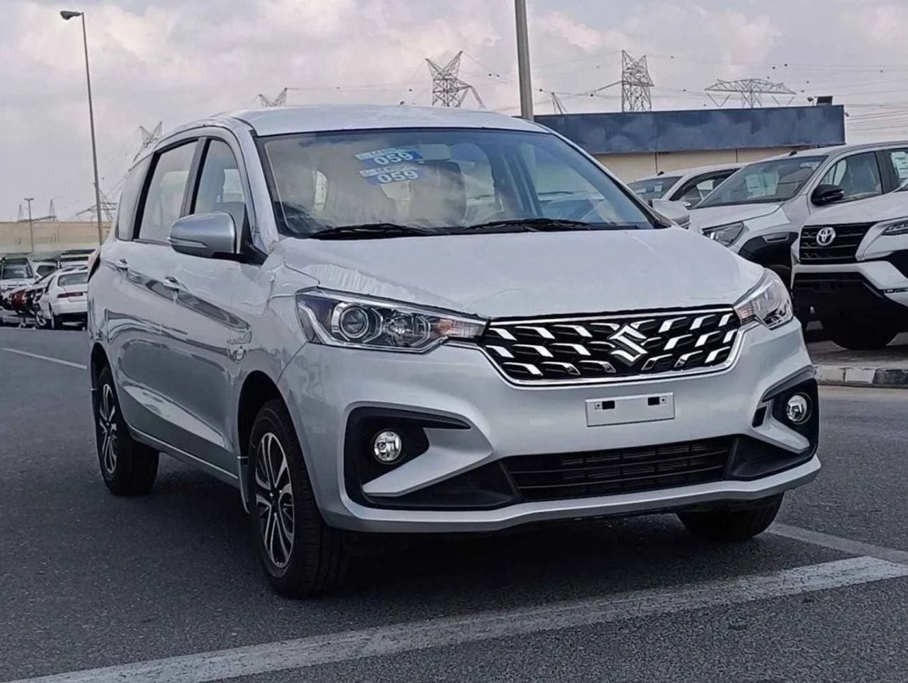 سوزوكي ايرتيغا SUZUKI ERTIGA GLX 2024 A/T 1.5L 4CY PETROL SILVER full