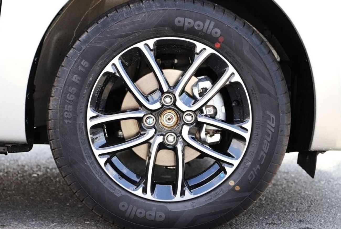 سوزوكي سويفت GLX