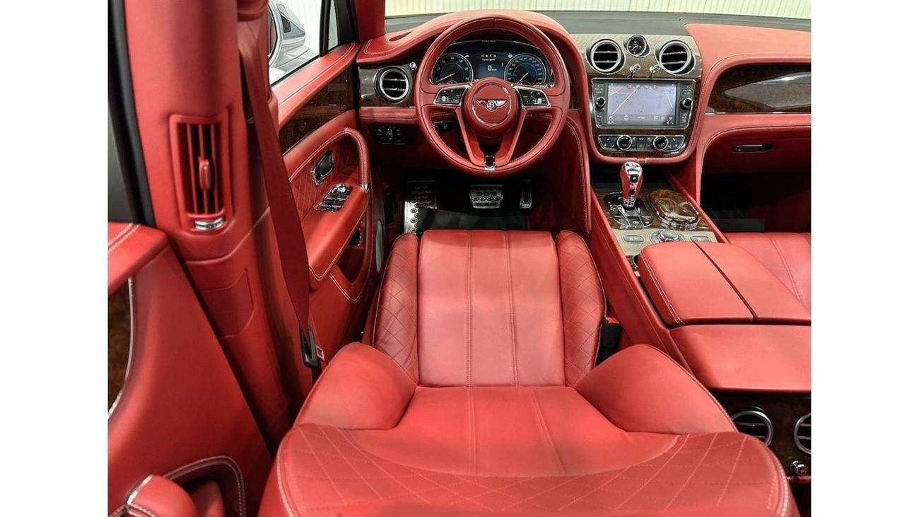 Bentley Bentayga 2017 Bentley Bentayga First Edition W12, Full Service History +  Service Contract, Full Options, GCC