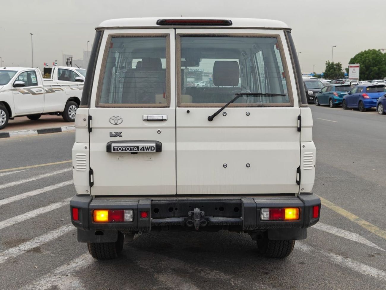 تويوتا لاند كروزر 70 Toyota Land Cruiser 70 2026 TOYOTA LC 76 2.8L DIESEL 4WD GCC SPEC