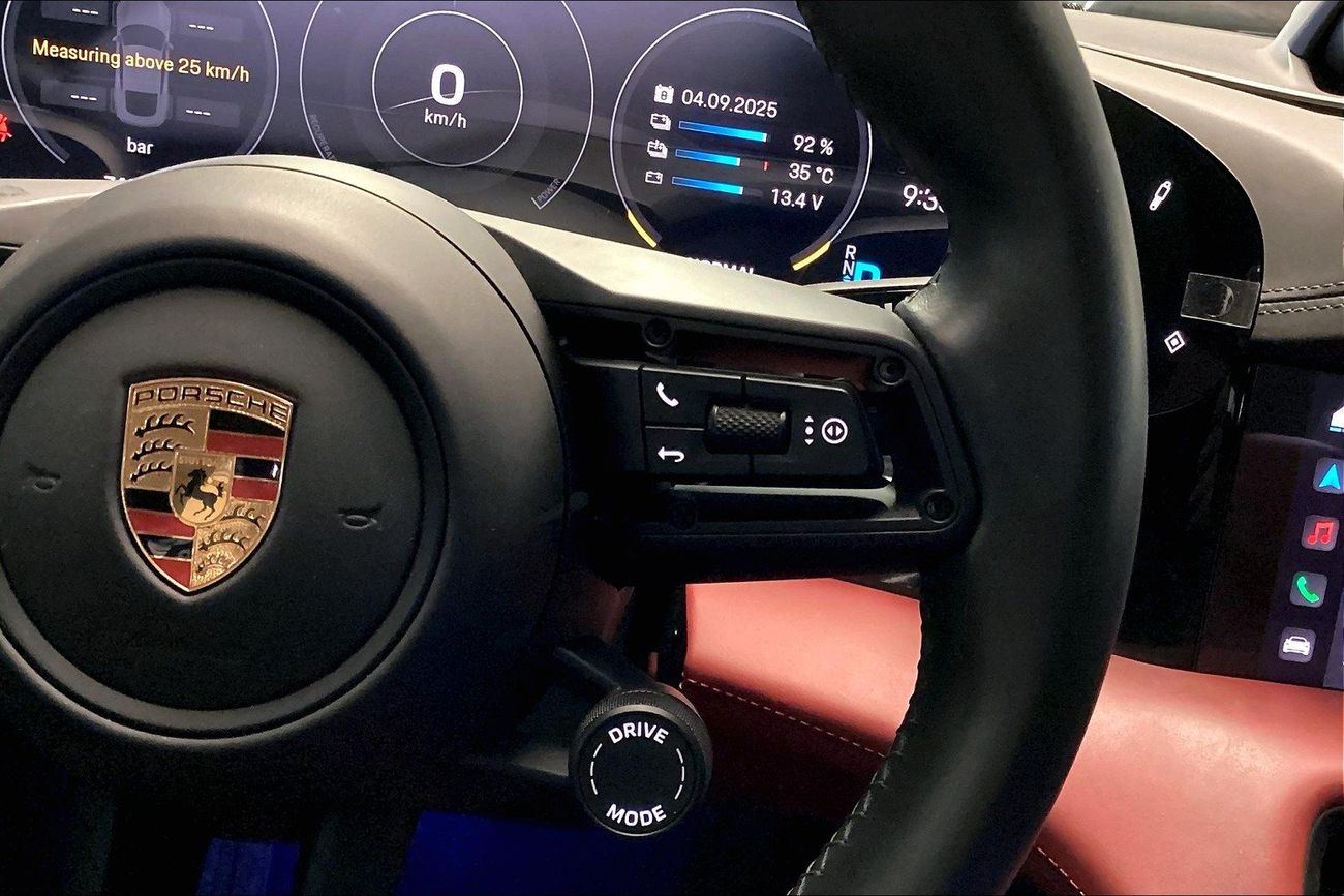 بورش تايكان Taycan | شامل الضمان | 0 ﺪﻔﻋﺓ ﺃﻮﻟﻯ