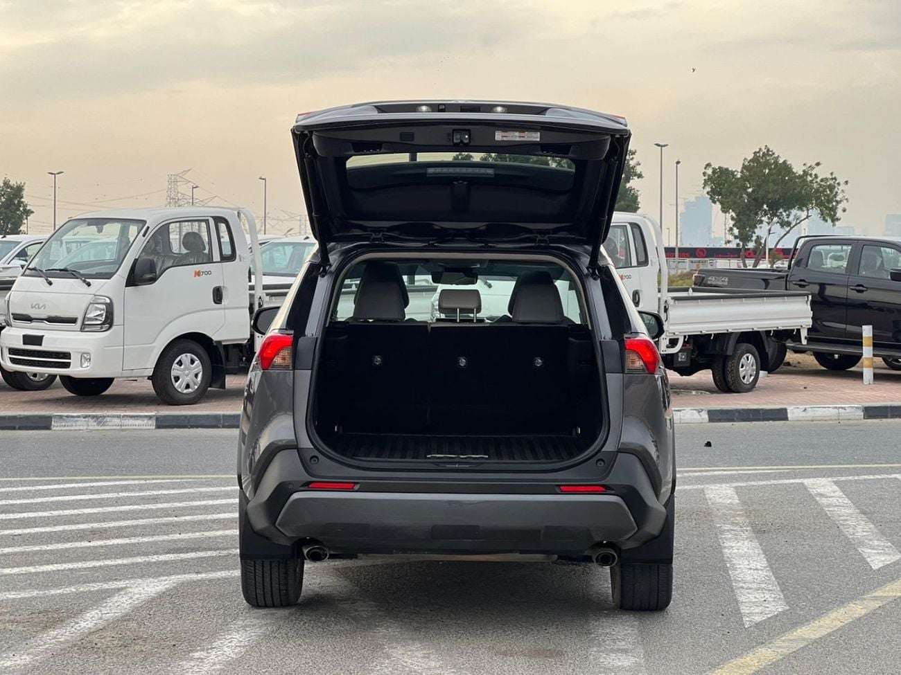 Toyota RAV4 2020 Toyota Rav4 Limited Edition 2.5L V4 - Rear Camera & Sensor  - Leather Seats