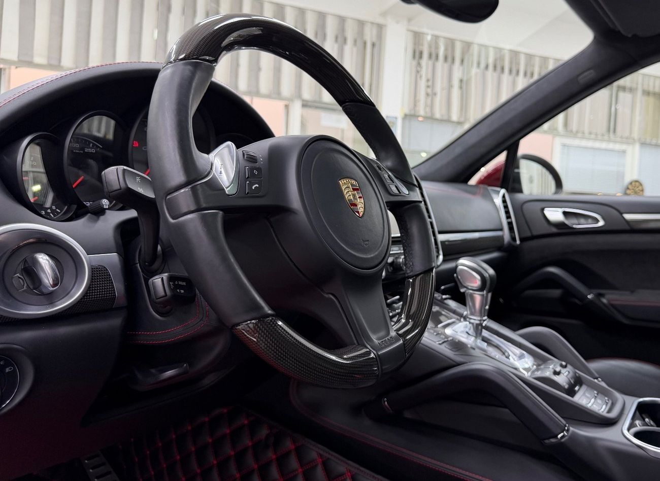 Porsche Cayenne GTS 4.8L