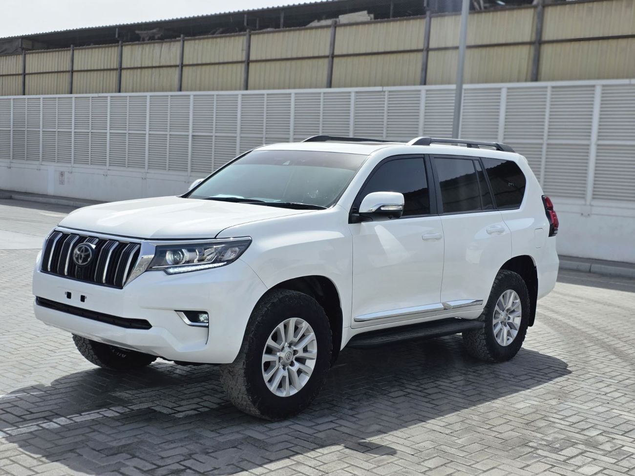 Toyota Prado TXL 2.8L 1GD-FTV Diesel Engine 360° Camera Australian specs 4WD Automatic Gear 7 Seats 5 Doors