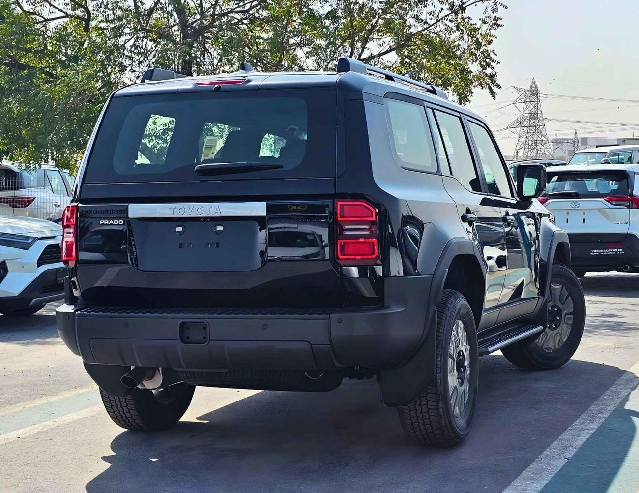 تويوتا برادو ALL ROUNDER TURBO / 2.4L PETROL V4 / DUAL TANK / SUNROOF / DVD+CAMERA / COOL BOX (CODE#PPARS)